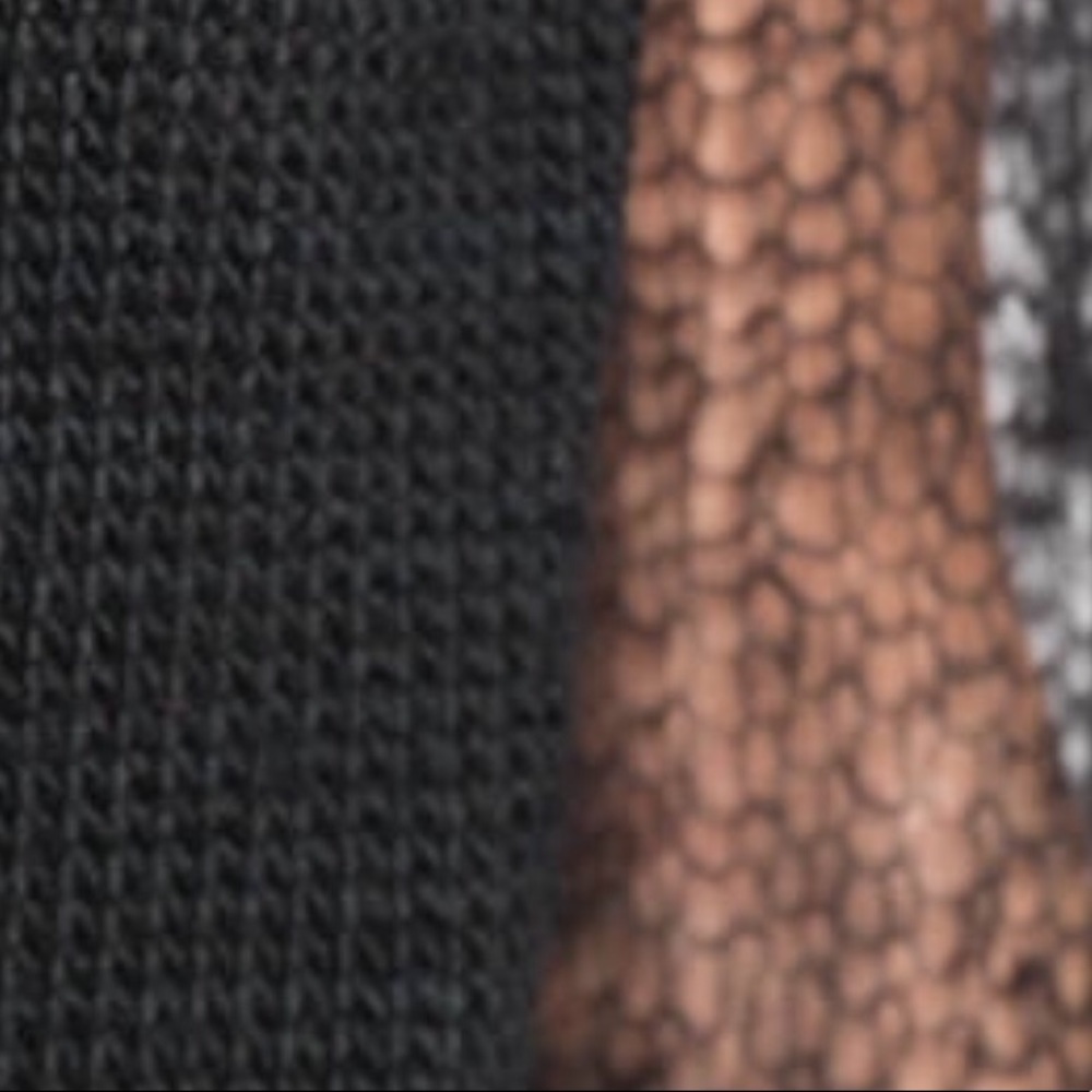 🆕🌹NEW KNIT ITALIAN SWEATER, LONG SLEEVE TUNIC,XS - Picture 4 of 5